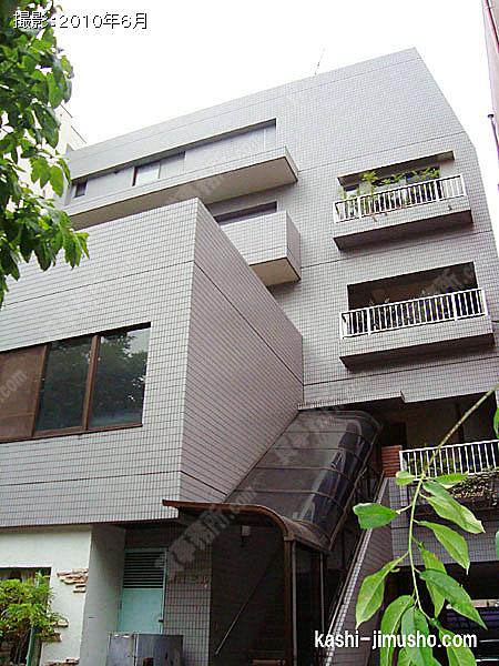 石垣ビルの外観