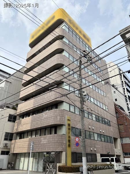 燦坤日本電器ビルの外観