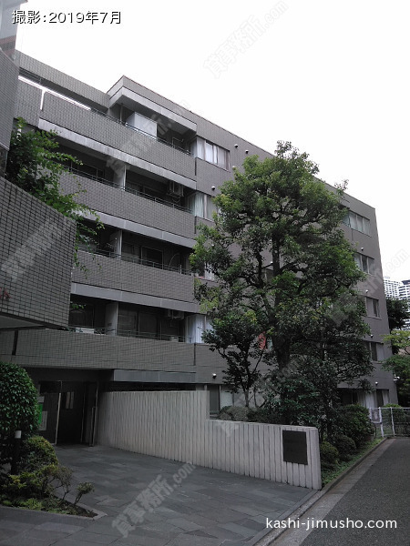 西新宿フォレストアネックスの外観
