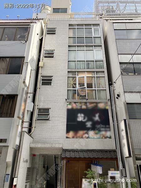 プラザ新橋の外観