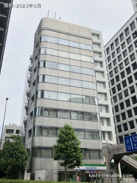 K-Frontビルの外観