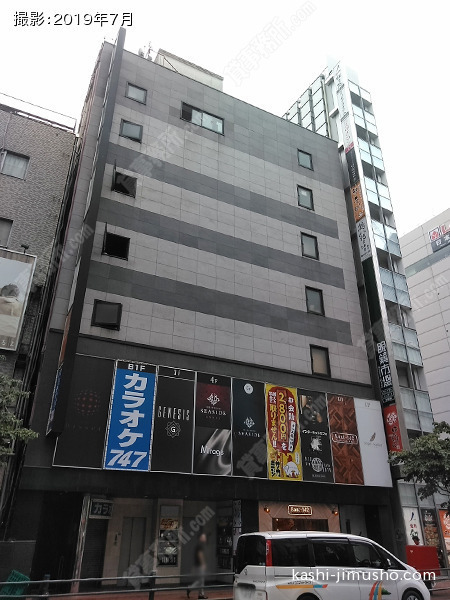 三経33ビルの外観