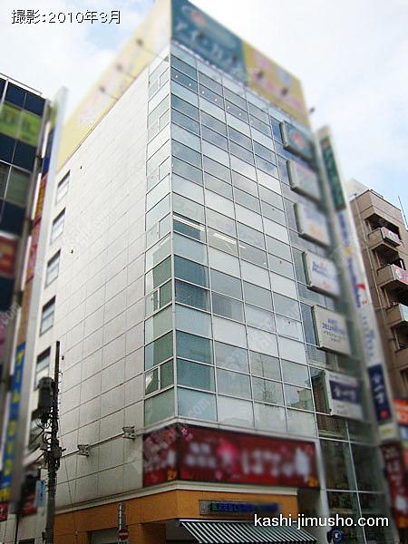ＡＫＩＢＡ　ＰＬＡＣＥの外観