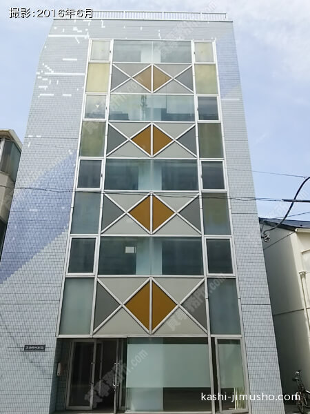 スカラベビルの外観