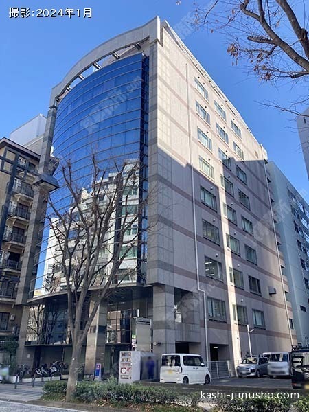 アーバンセンター新横浜の外観
