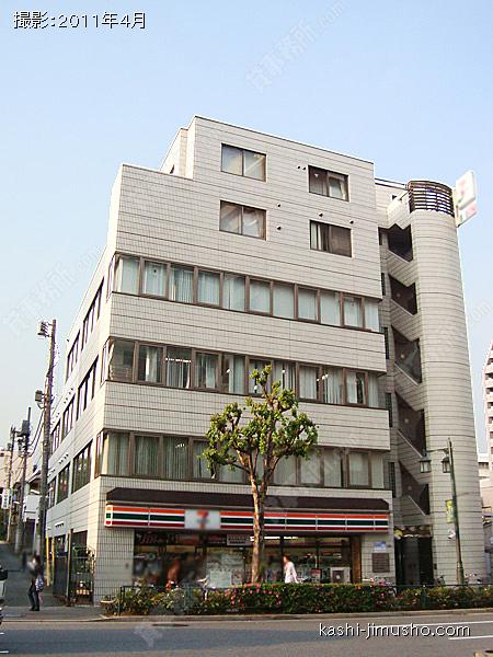 高木ビルの外観