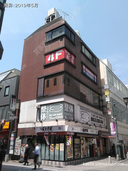 篠原ビルの外観