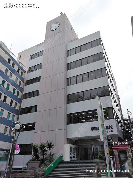 高田馬場１３時ホールの外観