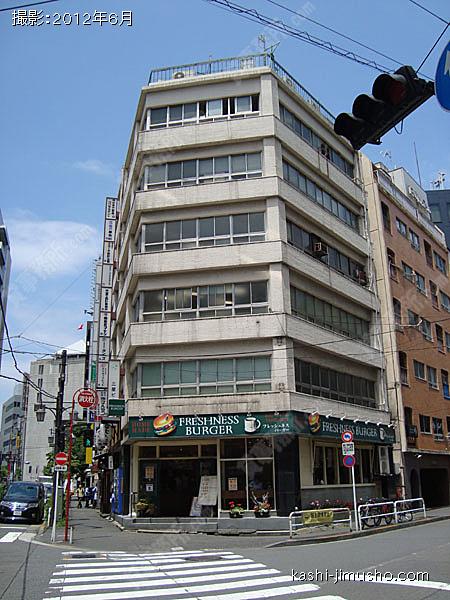 三ツ星ビルの外観