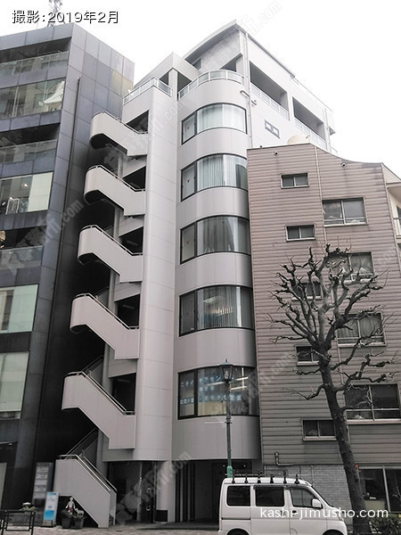 青山ウエストビルの外観