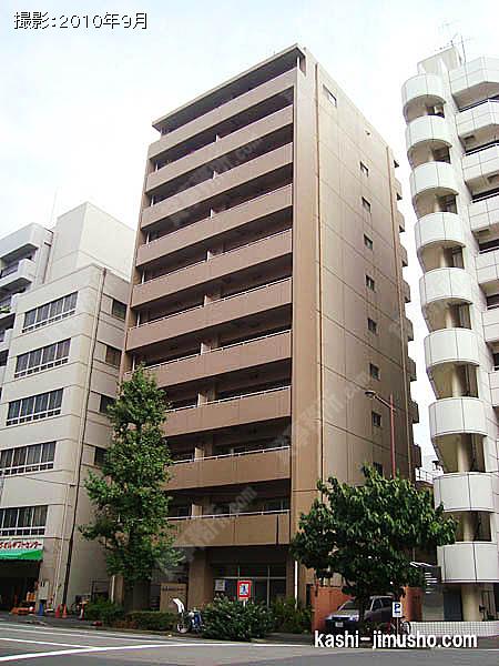 鈴重東神田コートの外観