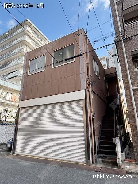 遠山ビルの外観