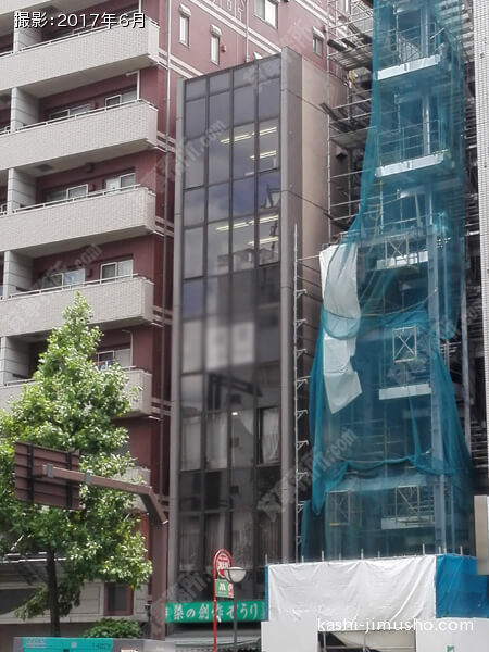 三栄ビルの外観