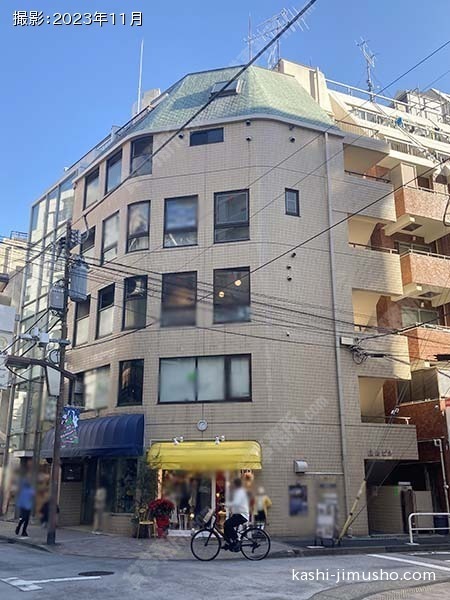 磯崎ビルの外観