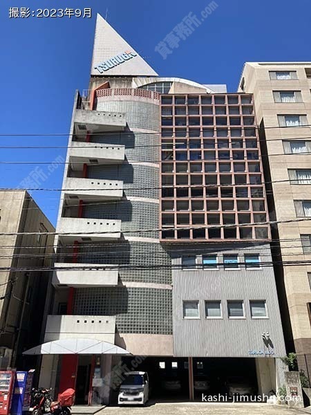 新横浜ツルガビルの外観