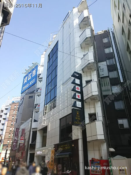 パリービルの外観
