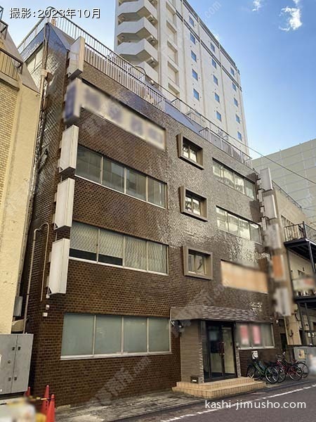 金親ビルの外観