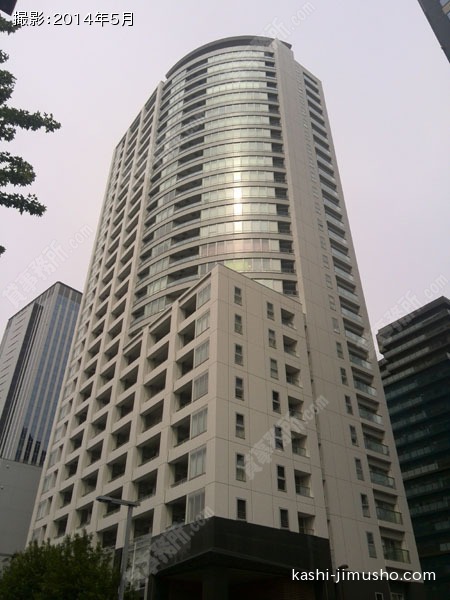 アトラスタワー西新宿ビルの外観
