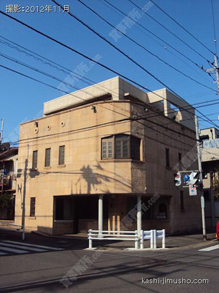 経堂ビルの外観