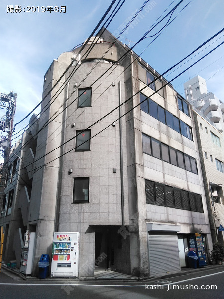 リベラル長島の外観