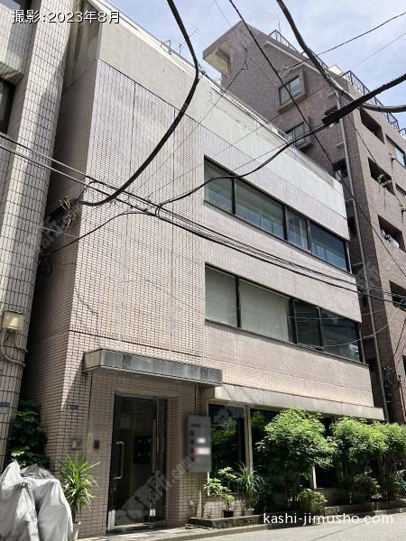 枝村ビルの外観