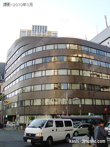 久米ビルの外観