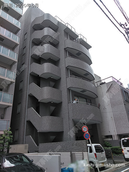芝・米山ビルの外観