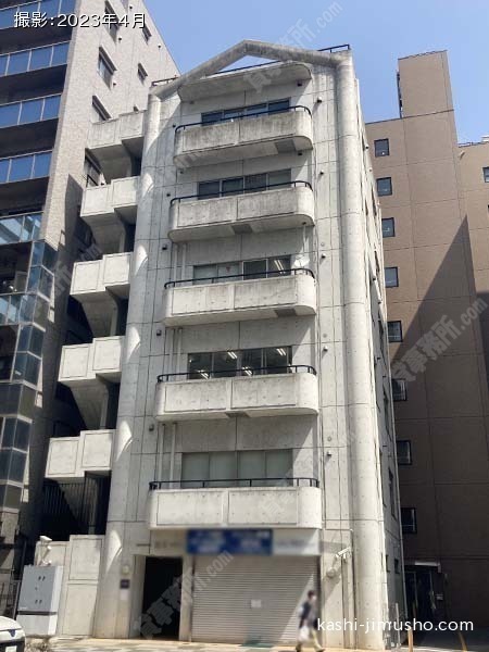 立川NXビルの外観