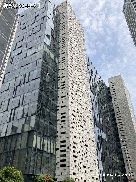 新宿イーストサイドスクエアの外観