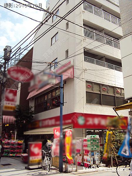 プレミアステージ内神田の外観