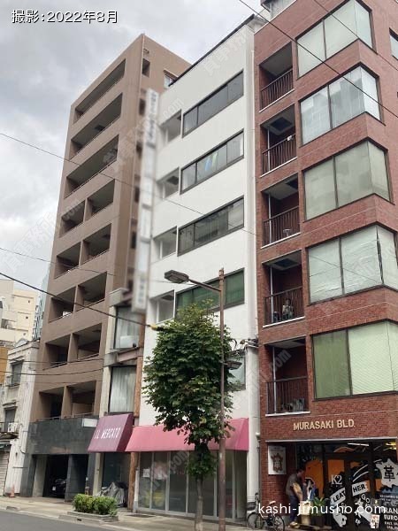 山口ビルの外観