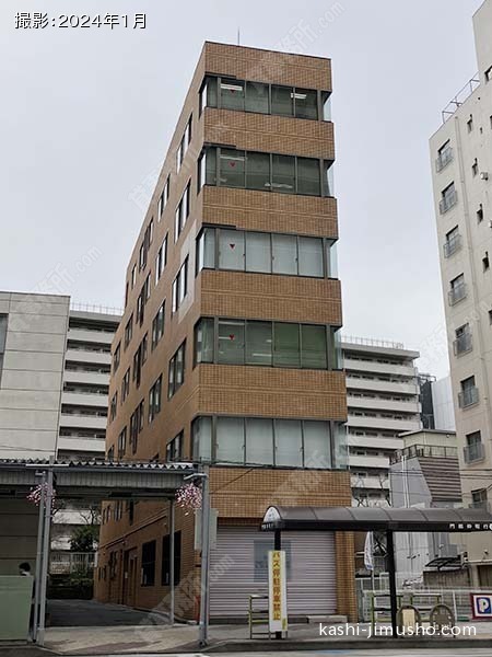 飯田ビルの外観