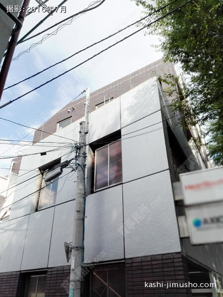 ベルヴィ野沢ビルの外観