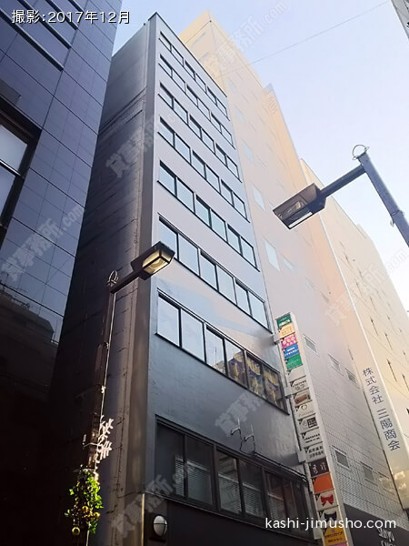 青柳ビルの外観