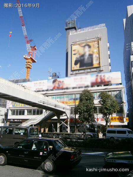 青山センタービルの外観