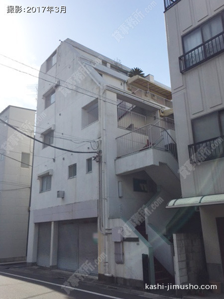 白山コーポラス　東棟の外観