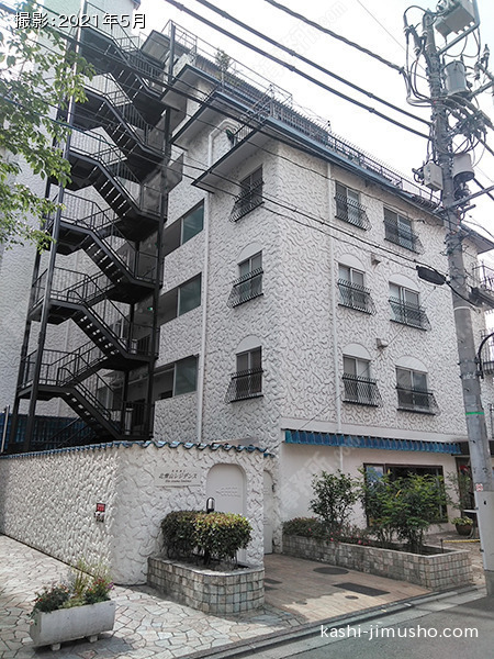 秀和第2北青山レジデンスの外観