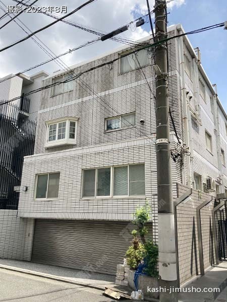 ヒルズ西原の外観