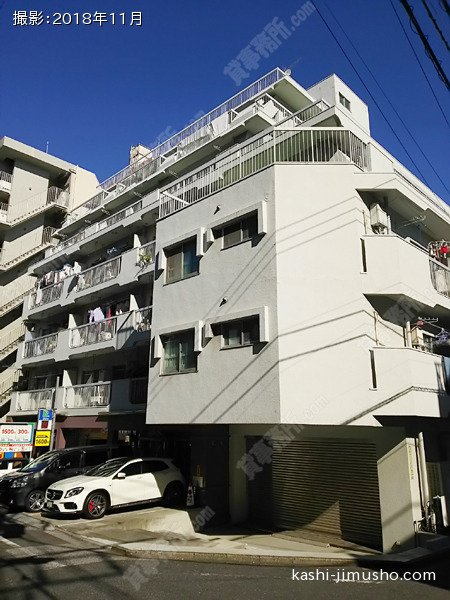 リライアンス湯立坂の外観