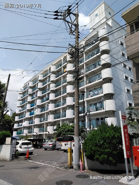シャンボール大森の外観