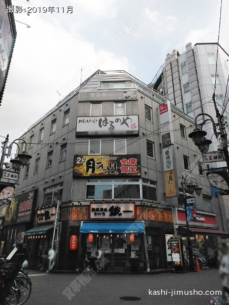新仲ビルの外観