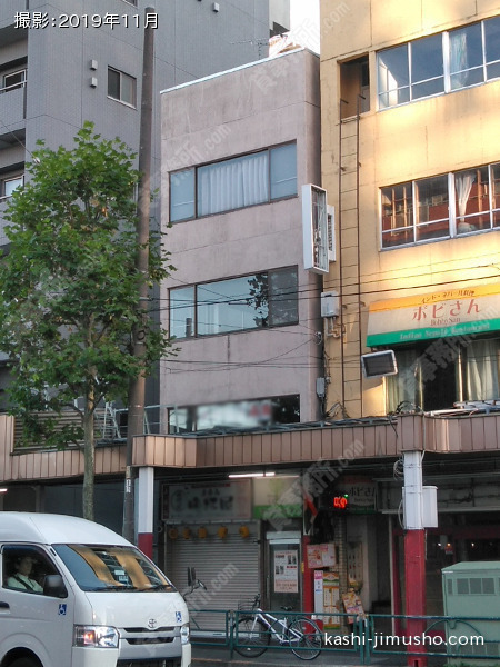 新中野サンパークビルの外観