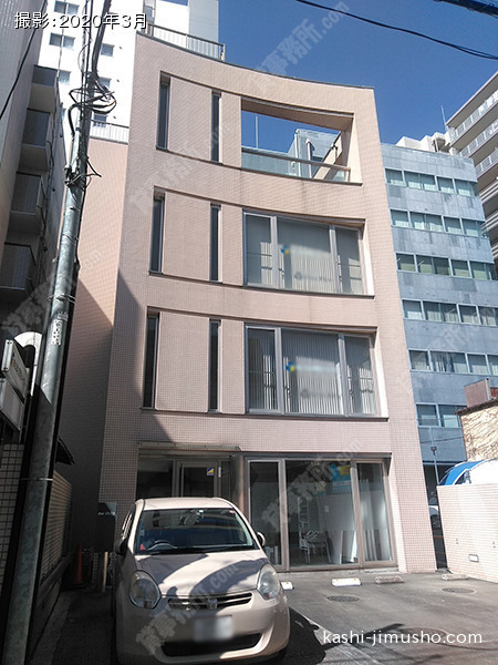 TOWAビルの外観