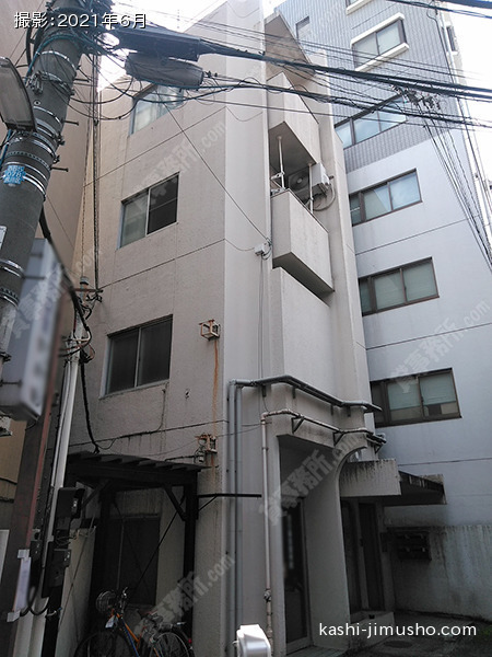 YKビルの外観