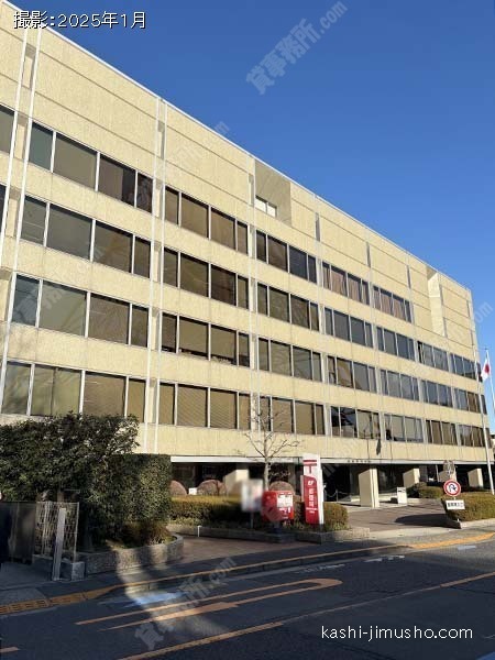 機械振興会館の外観