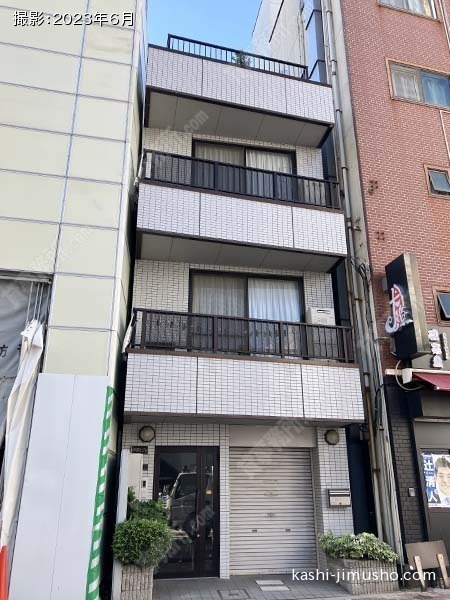 伊藤ビルの外観