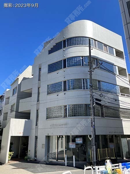 1・8・7ビルの外観