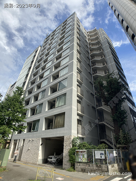 カテリーナ代々木プレイスの外観