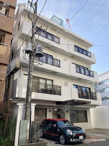 サンパークマンション六番町の外観