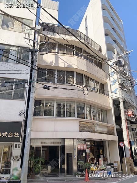 落合ビルの外観